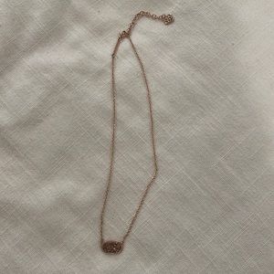 Rose gold Kendra Scott necklace